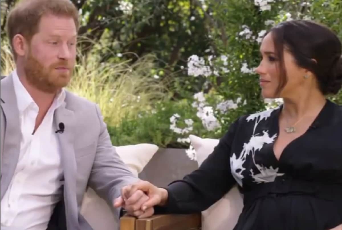 meghan markle maternity fashion on the top wearing worth 3 lakh dress in oprah winfrey interview