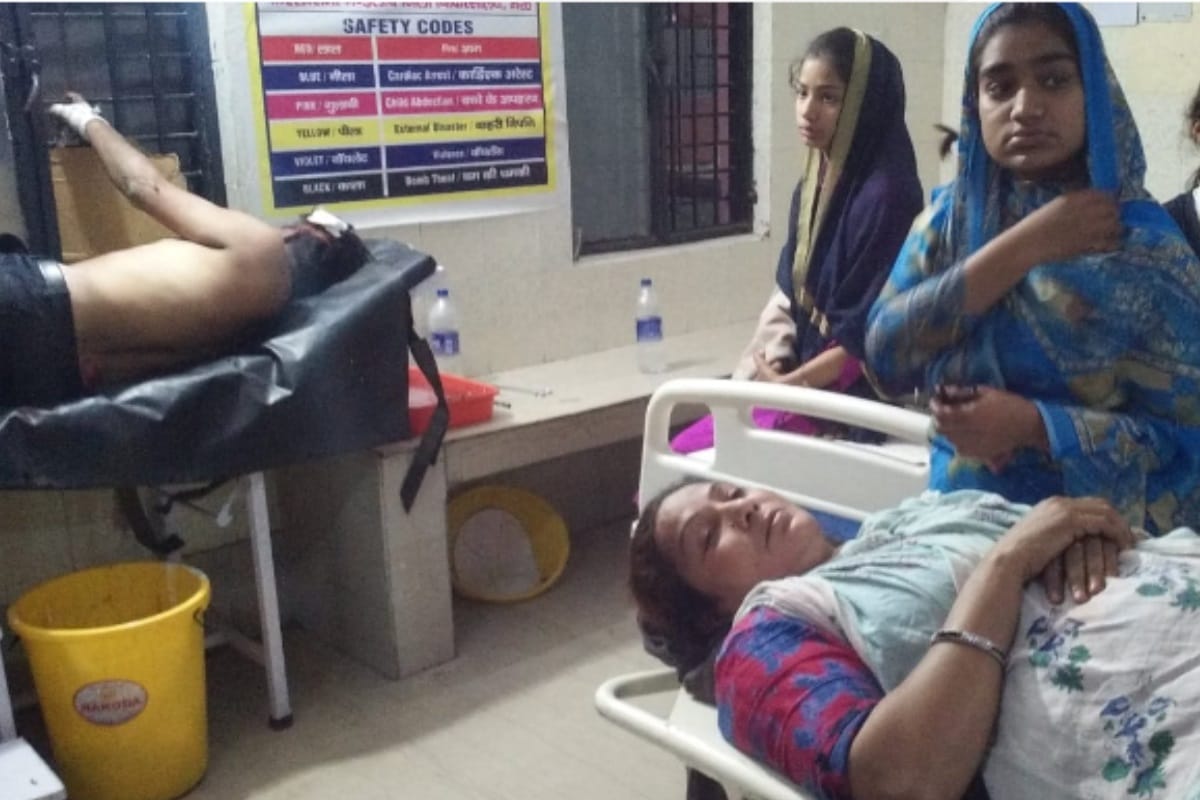 Firing in Brahmapuri, Meerut, in firing dispute, lathi poles, many injured