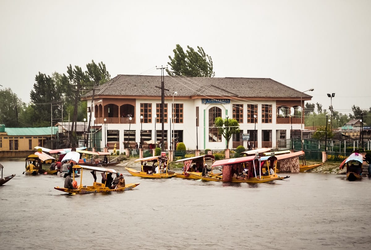 You can trip these places of Srinagar in summer