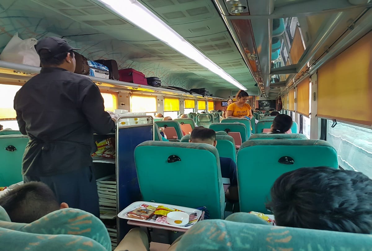 Indian Railways: Pantry services may start in train after the festive season