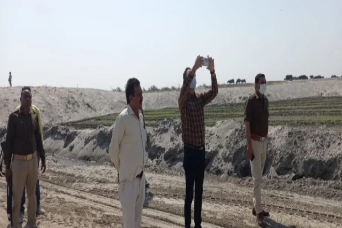 Officers reached Yamuna, started measurement