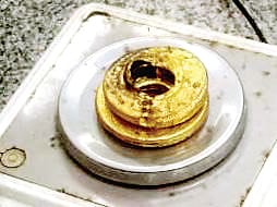 Five smuggler arrest and gold of 1.50 crore caught