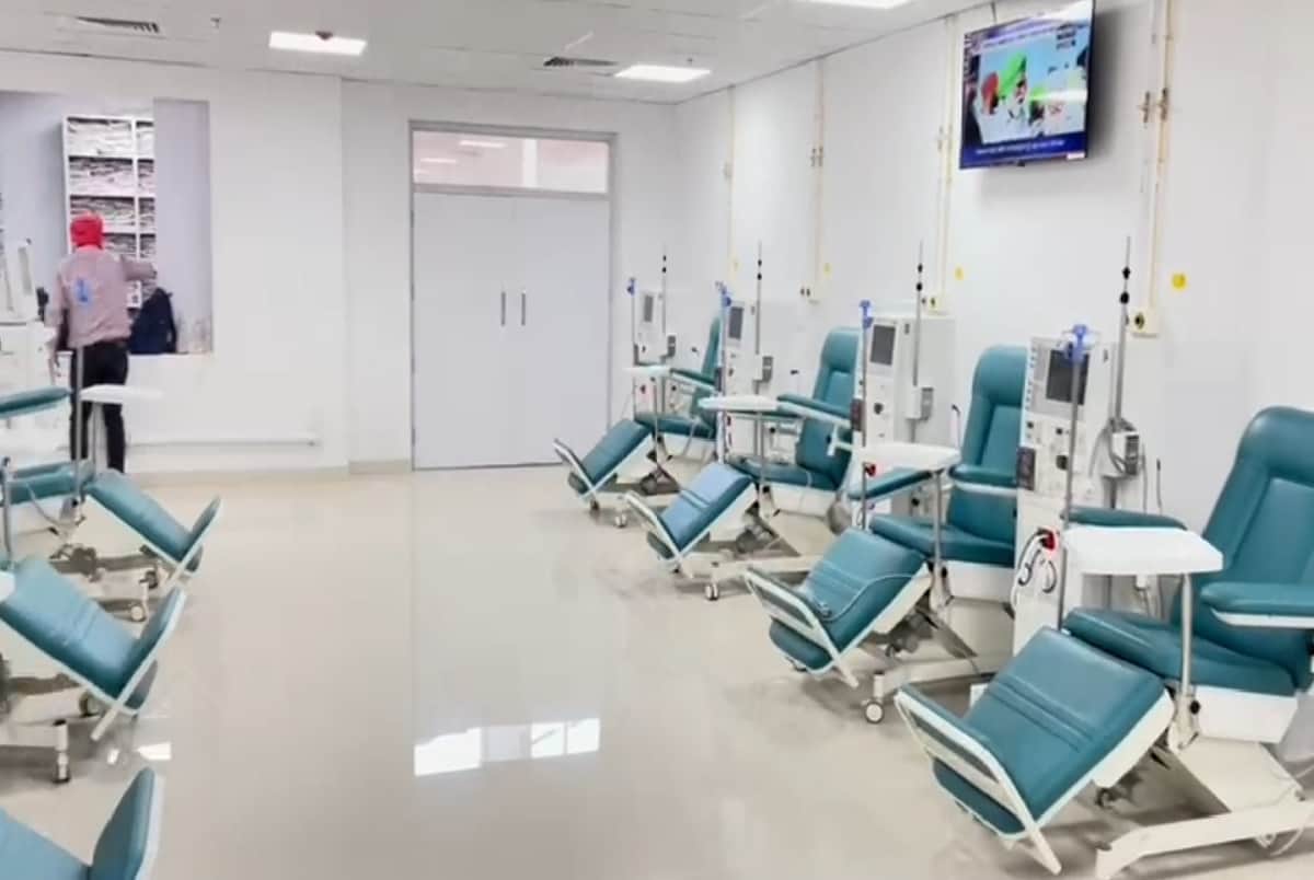 Delhi Sikh Gurdwara Prabandhak Committee started the largest dialysis hospital in the country