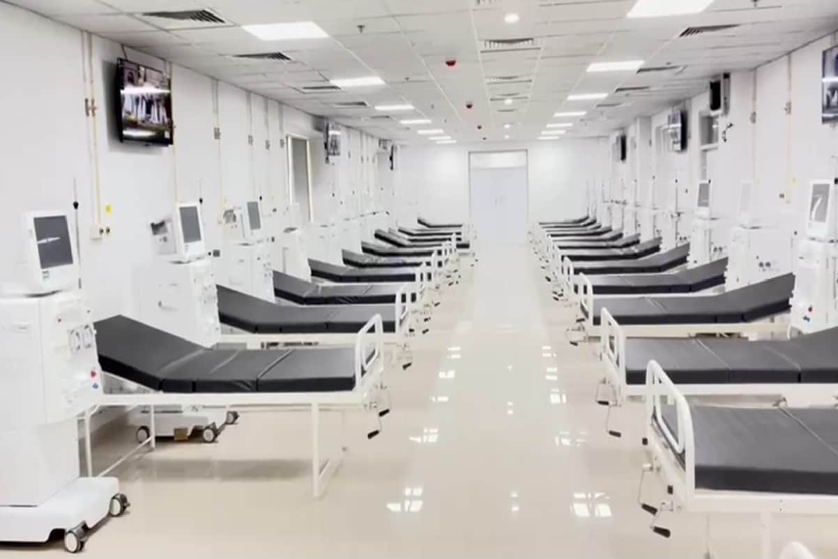 Delhi Sikh Gurdwara Prabandhak Committee started the largest dialysis hospital in the country