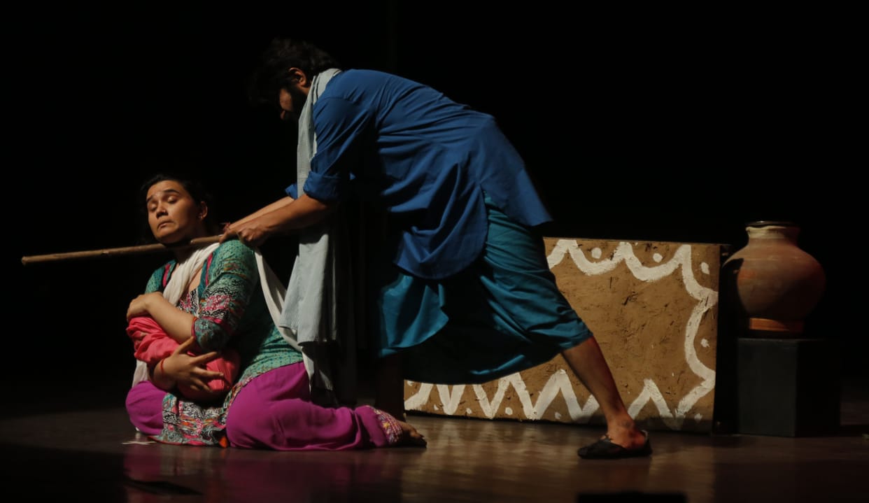 What happens to dare woman's self-respect .. Shown in the drama