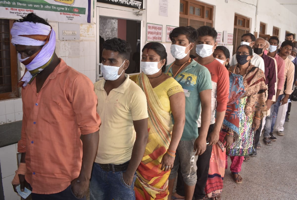 779 vaccinated at seven booths in Gorakhpur