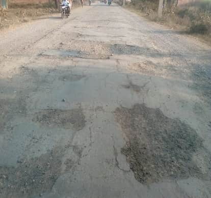 गोंडा में इटियाथोक-खरगूपुर मार्ग।