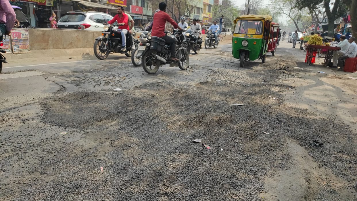 road problems in santkabir city