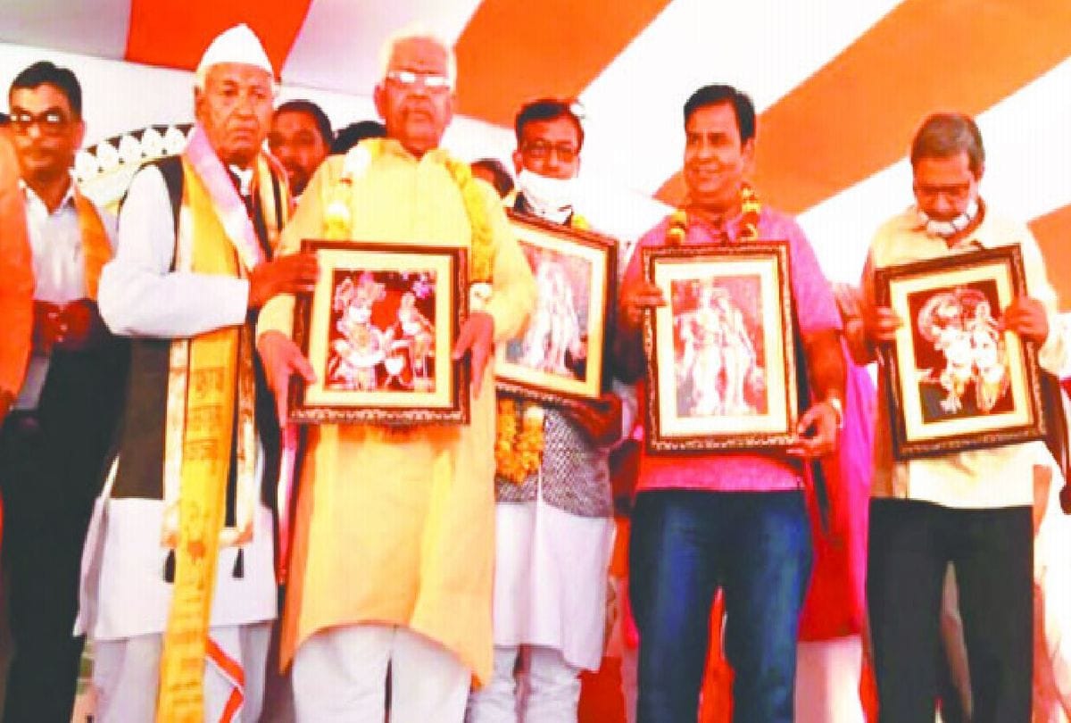 Kumbh Purva Vaishnav Baithak Mahamandleshwar Abhishek