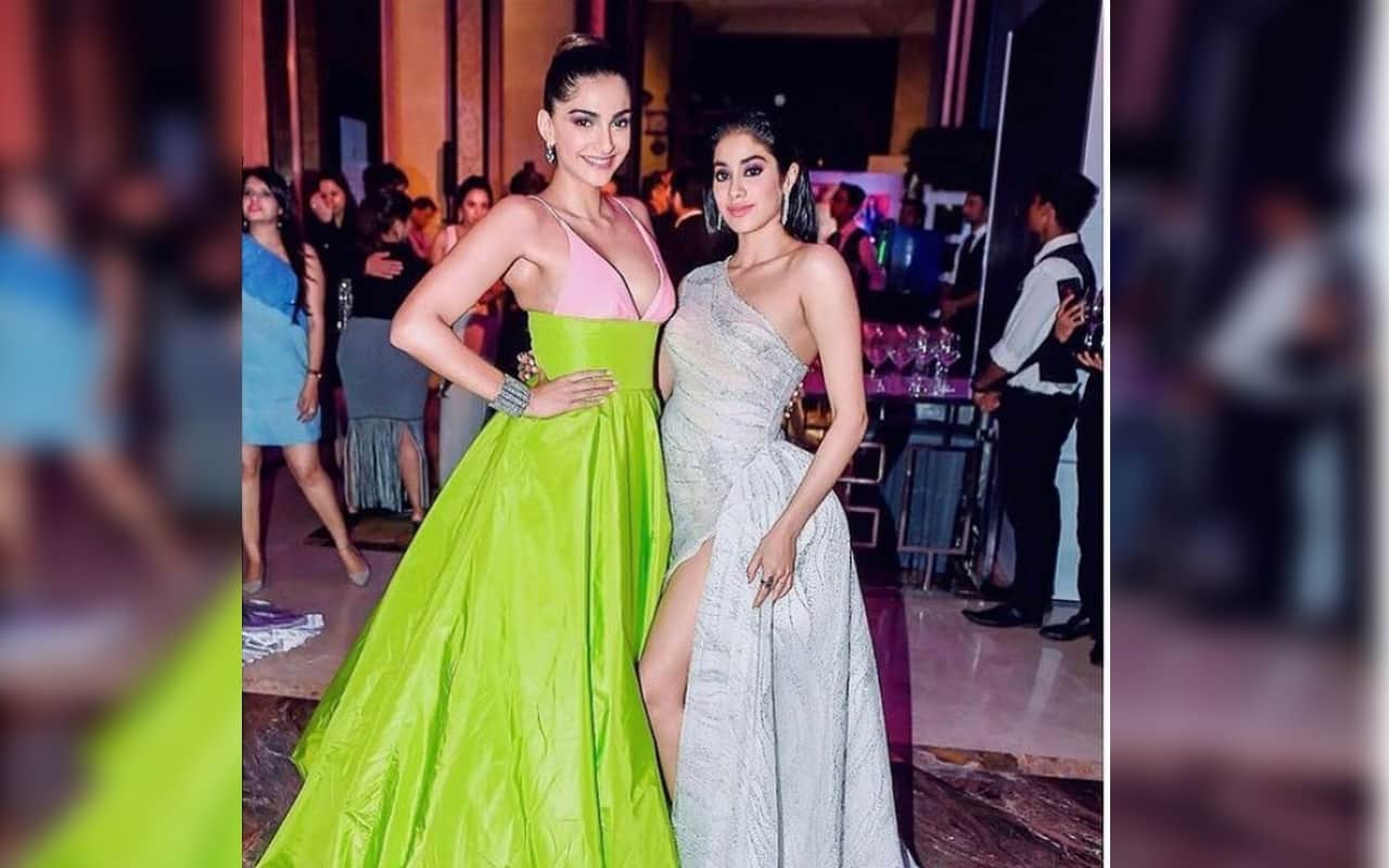 sonam kapoor shared throwback photo with janhvi kapoor on her birthday