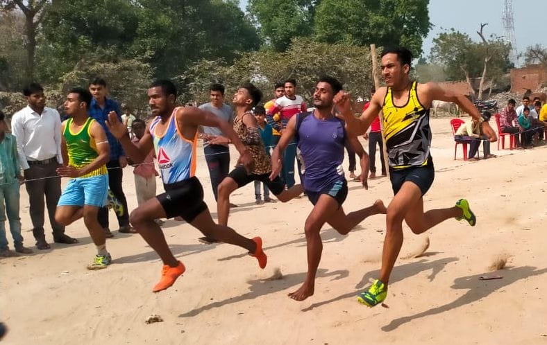 Sumrit of Farrukhabad topped the hundred meter race