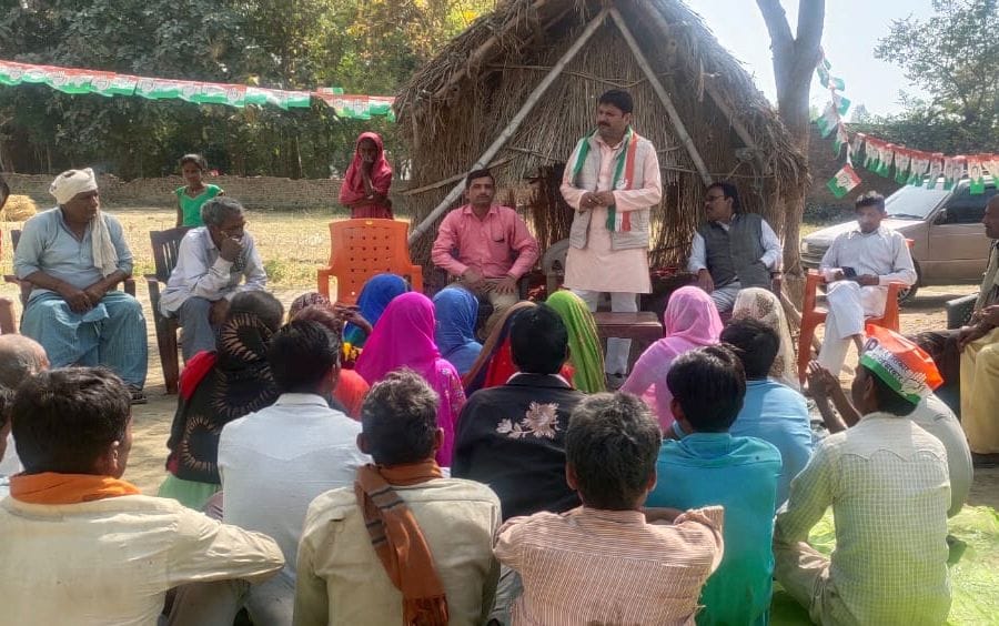 BJP government torturing farmers: Sholay