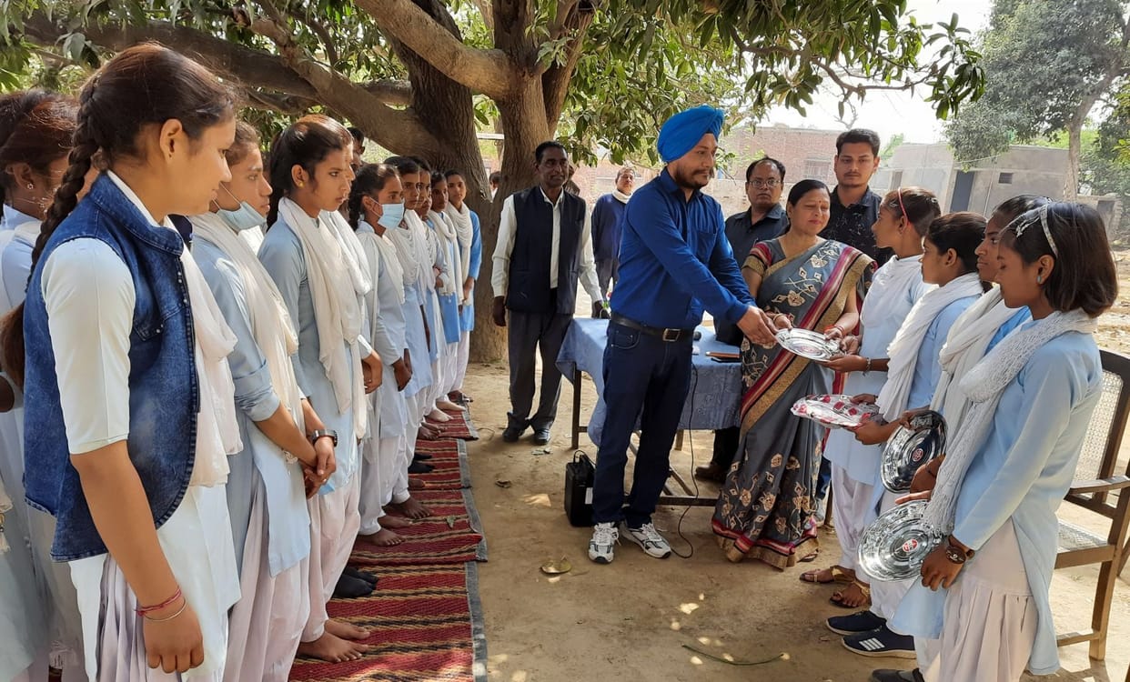 Daughters winning in competitions were rewarded