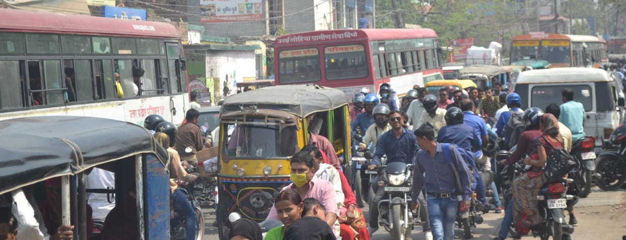 Homeguards missing from Tirahe, long traffic jam