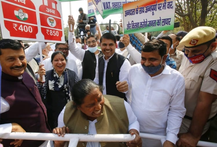 Women MLAs of Haryana presided Vidhansabha on International womens day