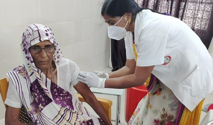 270 elderly women get vaccinated at three special centers