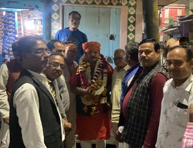 Hathras: The merchants welcomed the Municipality