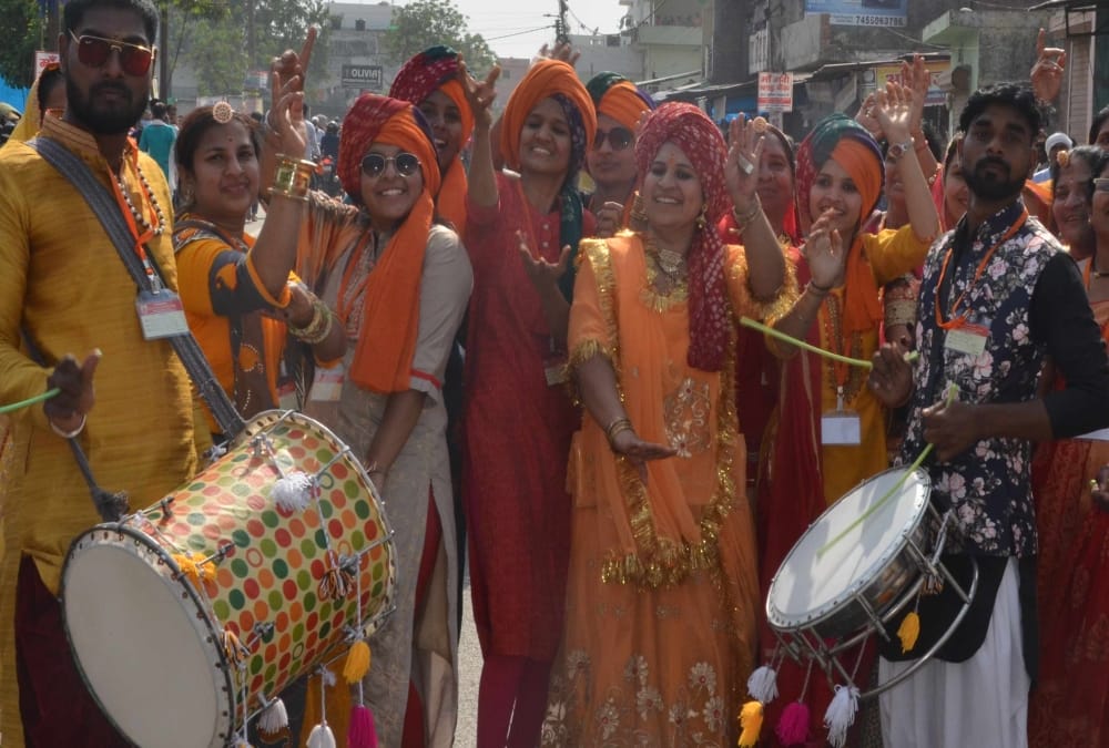 Haridwar Kumbh Mela 2021: Saints Give Message of women's Empowerment during peshwai photos