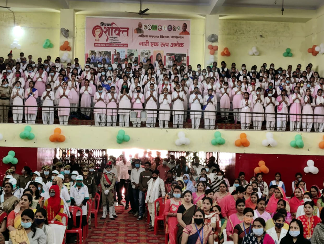 ,65 ladies has honored by prabhari mantri,rajyamantri