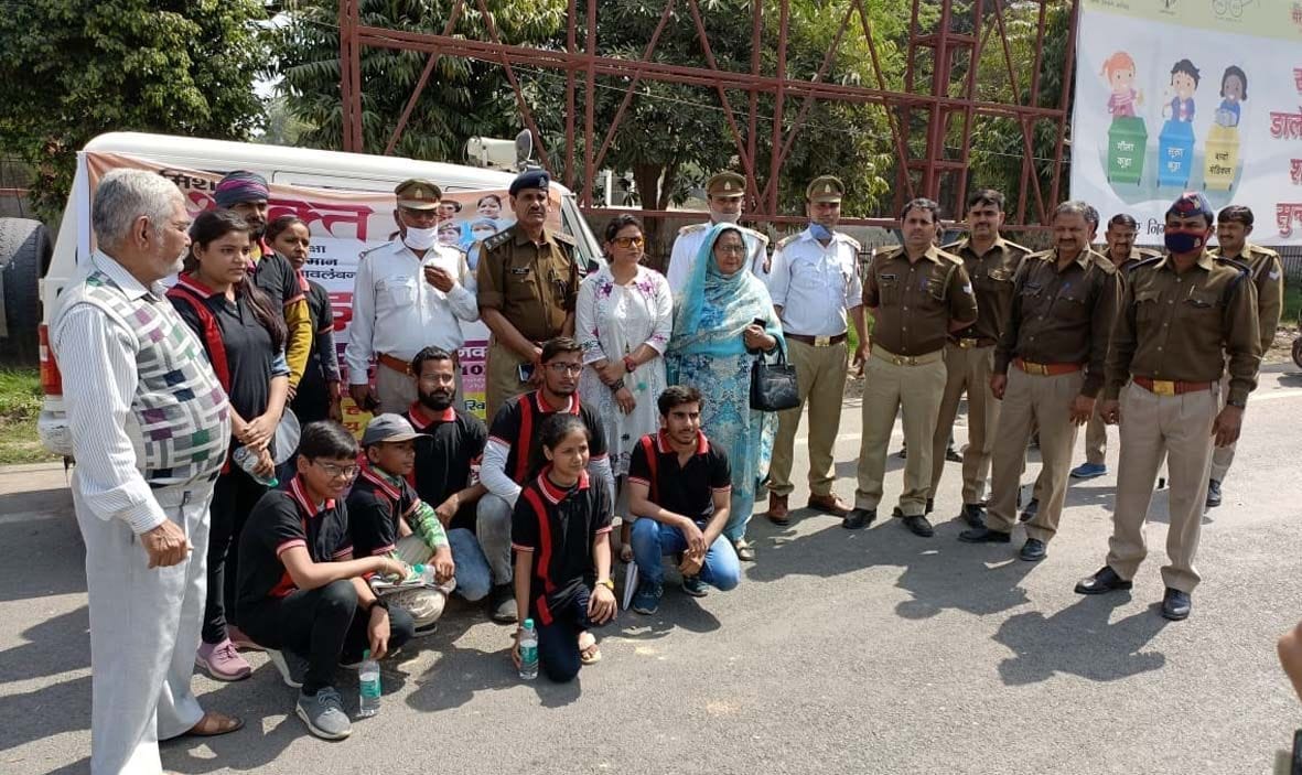 The message of women safety given from street plays