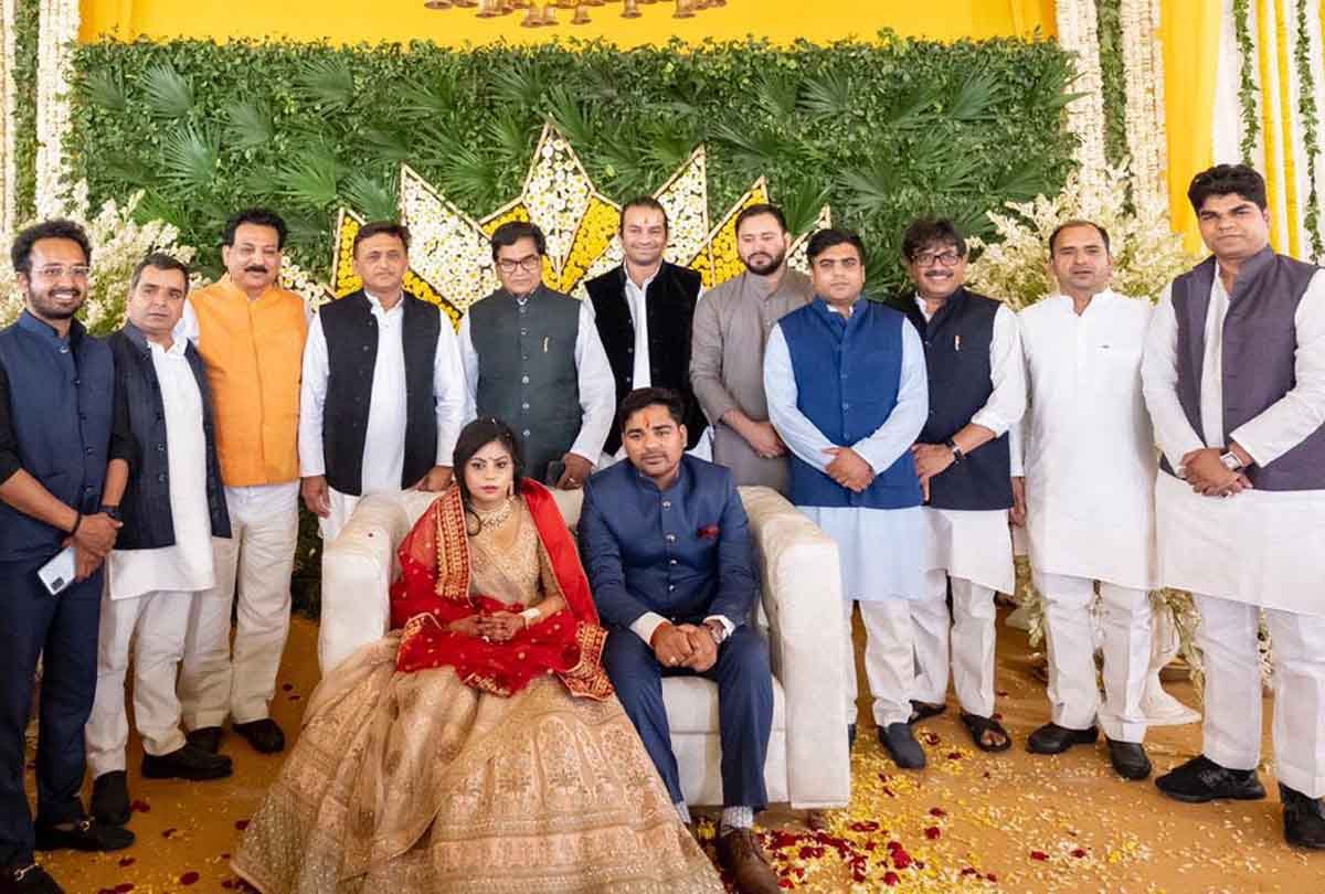 Mulayam Singh's granddaughter's ring ceremony, Akhilesh, Ram Gopal, Shivpal Singh reached Saifai
