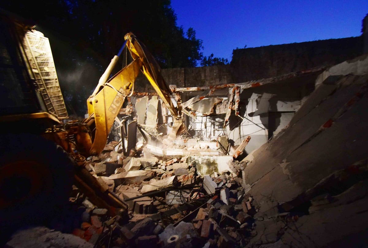 Mafia Atiq Ahmed horse stables broke ground, broke seven other constructions built on Nazul land