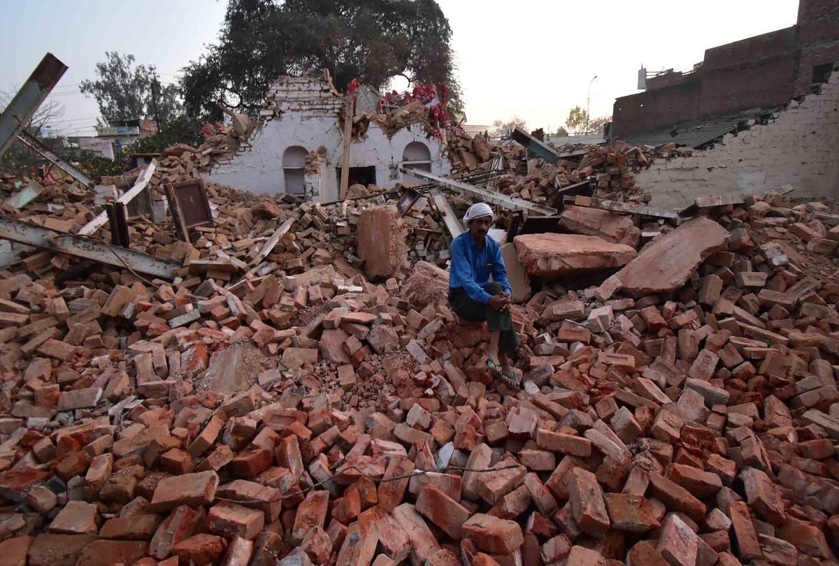 Mafia Atiq Ahmed horse stables broke ground, broke seven other constructions built on Nazul land