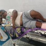 गोली से घायल शख्स।
