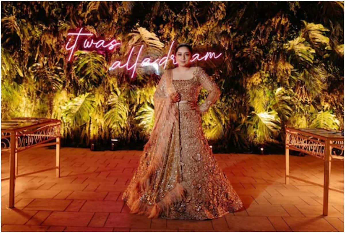 JP Duttas Daughter Nidhi Dutta Tied The Knot With Film Director Binoy Gandhi See Inside Pictures Here