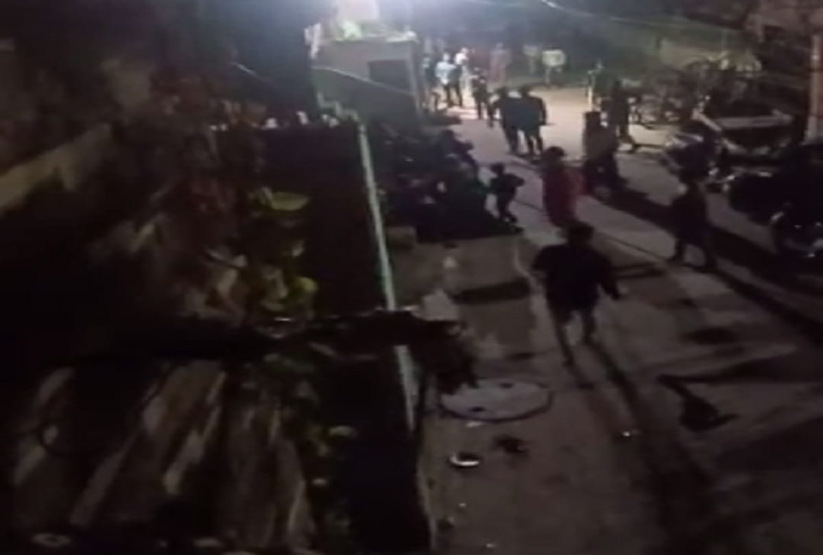 Three people beaten to death in Azadpur and Rajouri Garden area police aarest six accused investigation on
