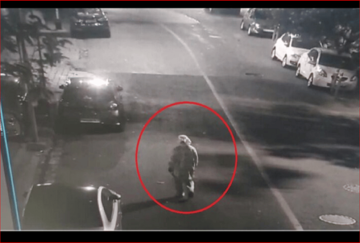 mukesh ambani house suspected car revealed driver has wear ppe kit for saving himself