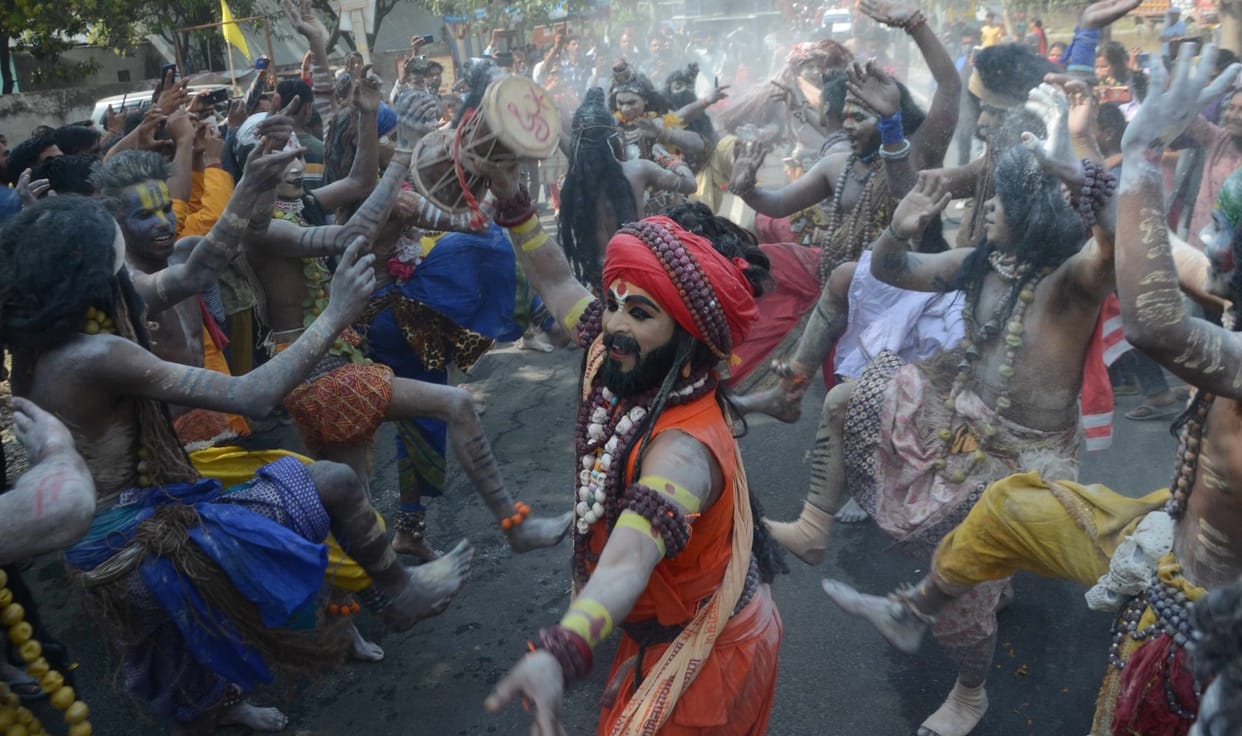 Haridwar Kumbh Mela 2021: atal akhada peshwai with naga babas photos