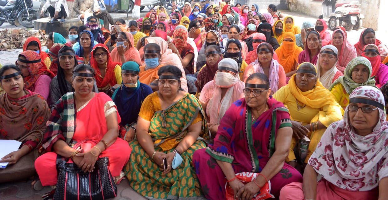 Unemployed women sought employment