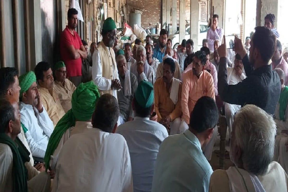Uttar Pradesh News: Jeans tops and half pants have banned in kshatriya panchayat in a village of Muzaffarnagar