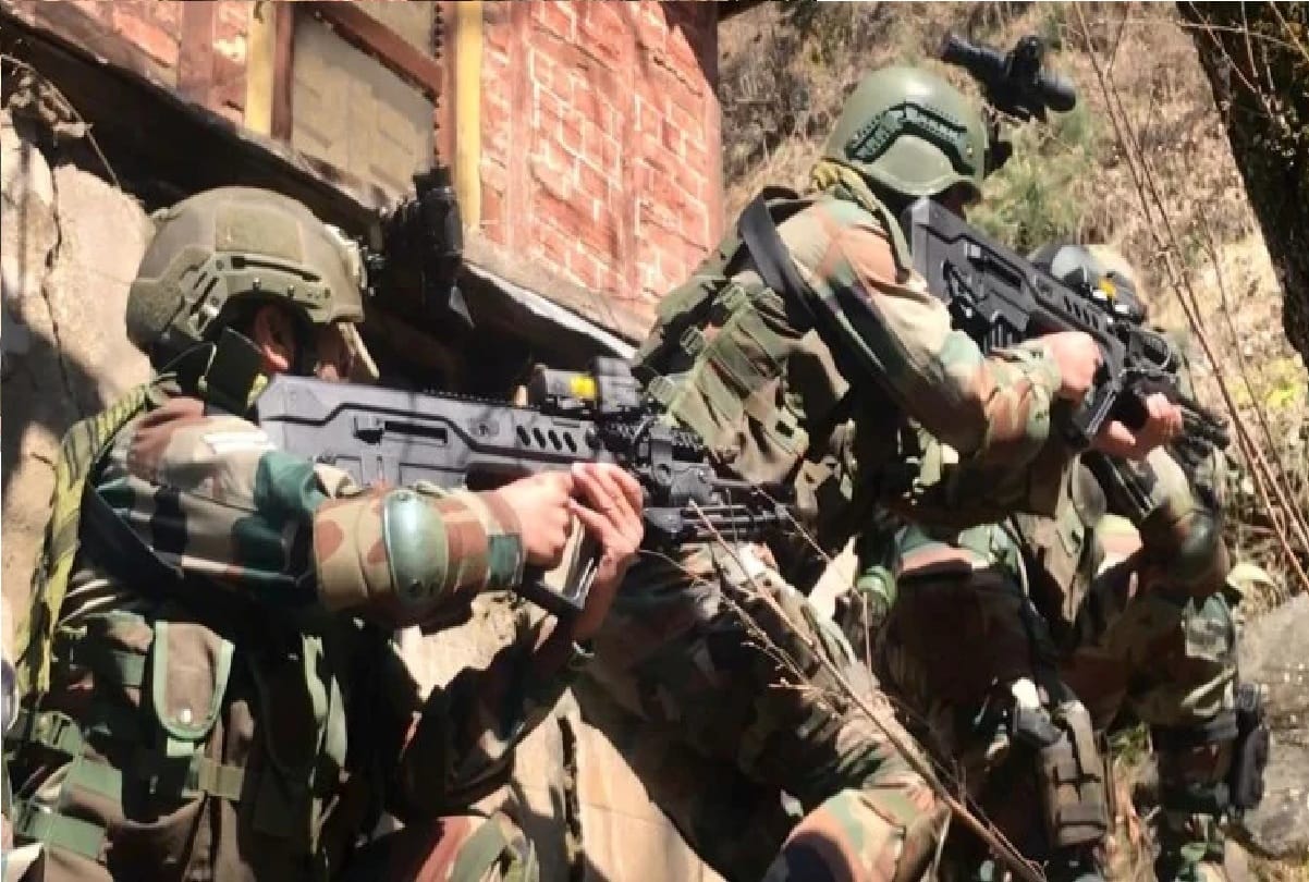 Operation of para commandos from the operation room to terrorists Hideout