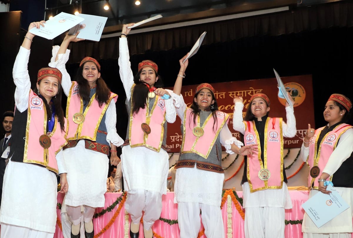 himachal pradesh technical university convocation governor bandaru dattatreya awards degrees to students