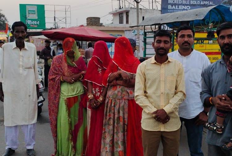 Woman return india from Pakistan after two year