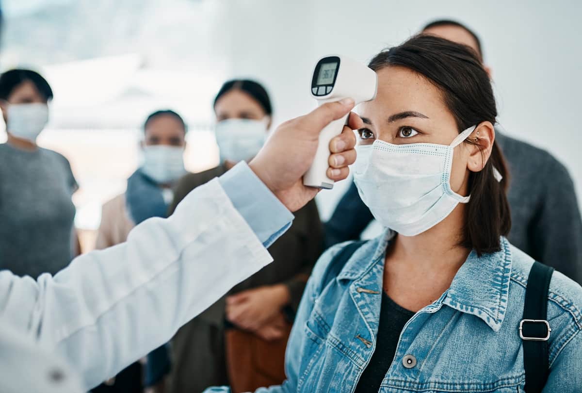 this nurse has not seen her family from two and half years serving corona patients