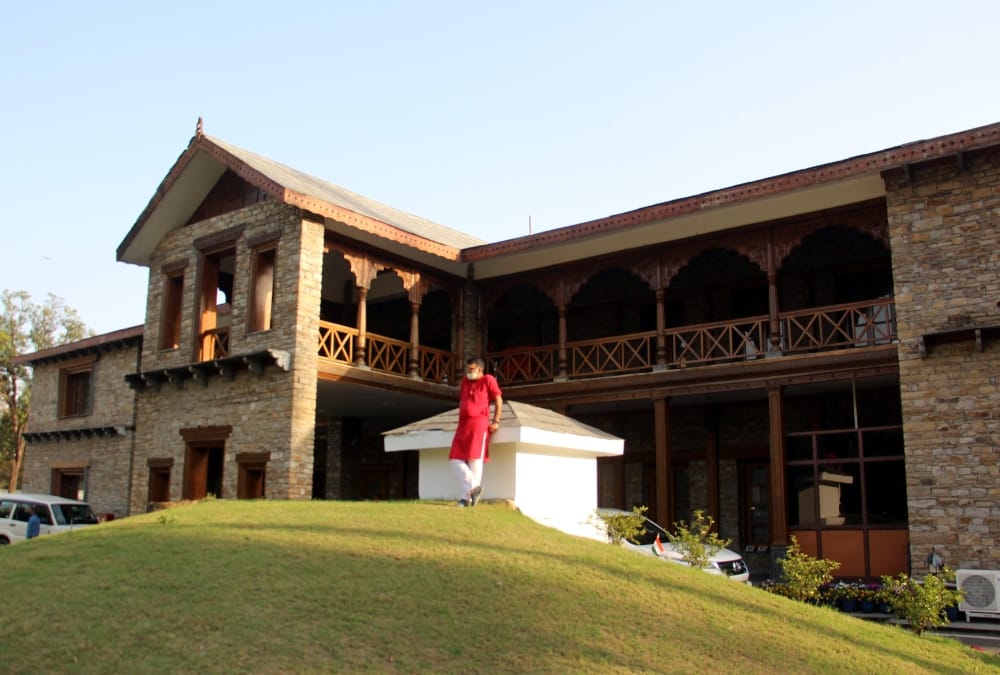 Uttarakhand Political Crisis News: 30 Crore Rupees Bungalow Myth came to spotlight After CM Resign