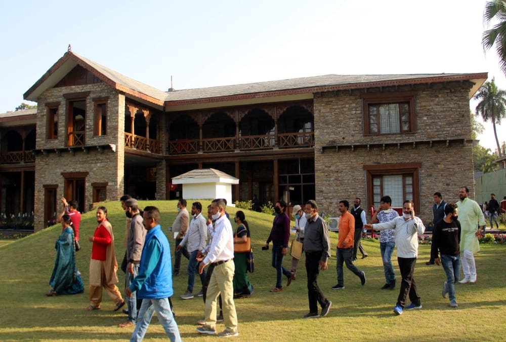Uttarakhand Political Crisis News: 30 Crore Rupees Bungalow Myth came to spotlight After CM Resign