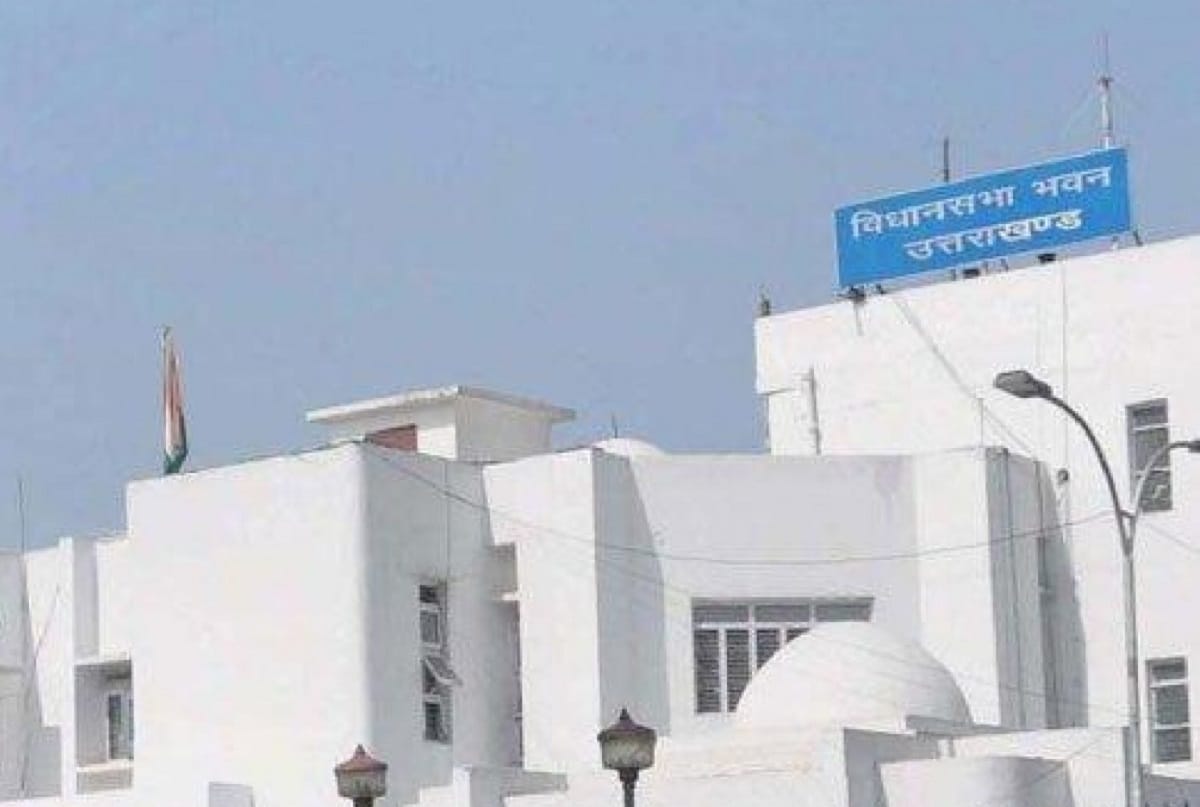 dehradun news: nine lakh rupees cheated on pretext of getting a job in assembly