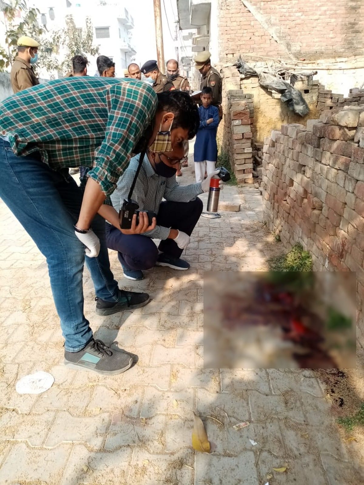 Youth dead body found strangled police searches killer in varanasi