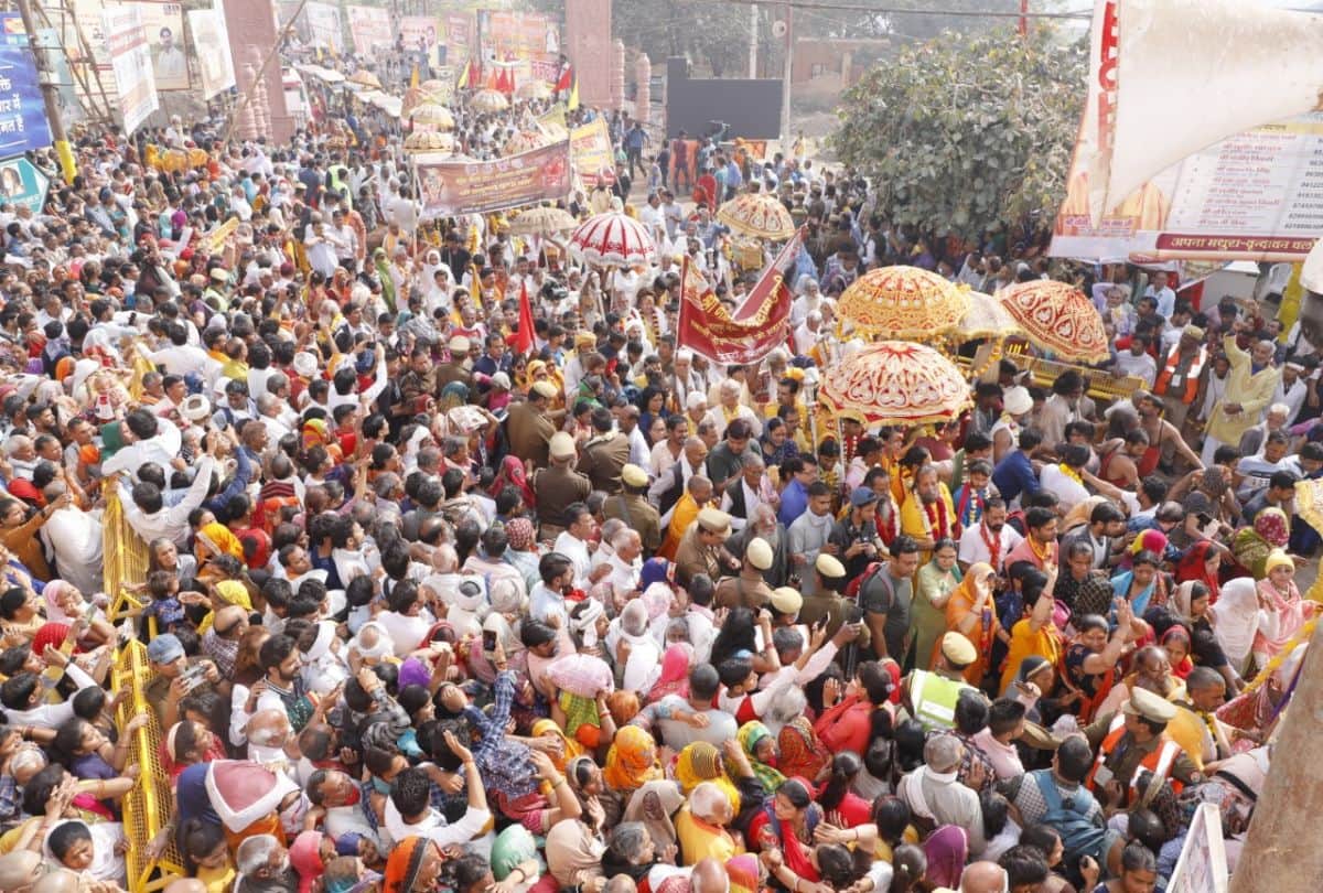 vrindavan kumbh mela 2021: second shahi snan in yamuna