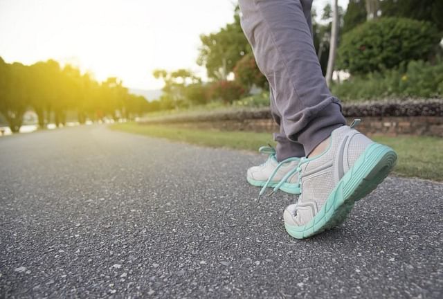 walking may lower risk for heart attacks and strokes know health benefits of daily walk