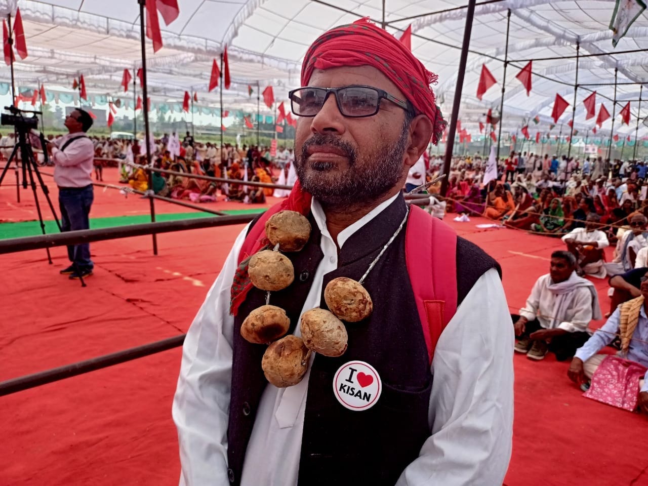 Rakesh Tikait attacked on central government in first farmer mahapanchayat in Ballia