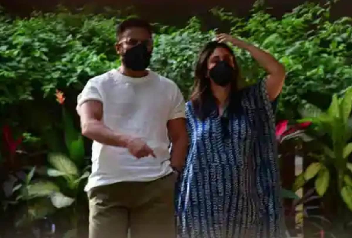 Saif Ali Khan and Kareena Kapoor Khan first public appearance together after second baby birth