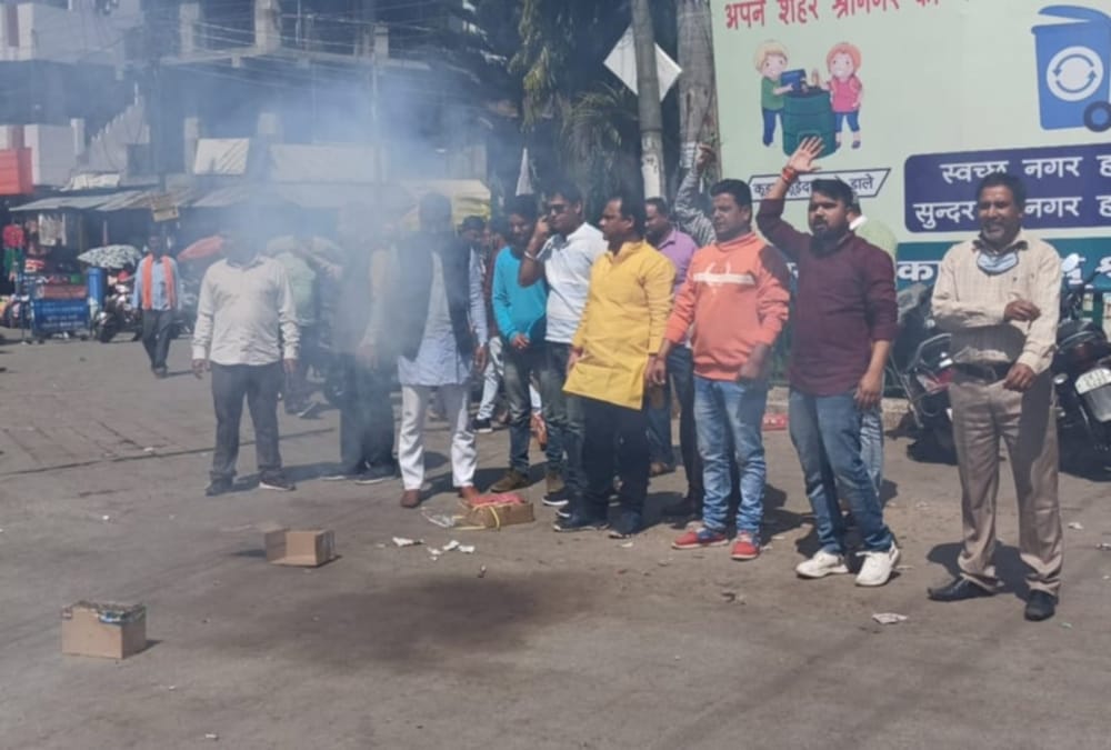Uttarakhand New CM Tirath Singh Rawat News: Celebration in Tirath Singh Rawat Village photos