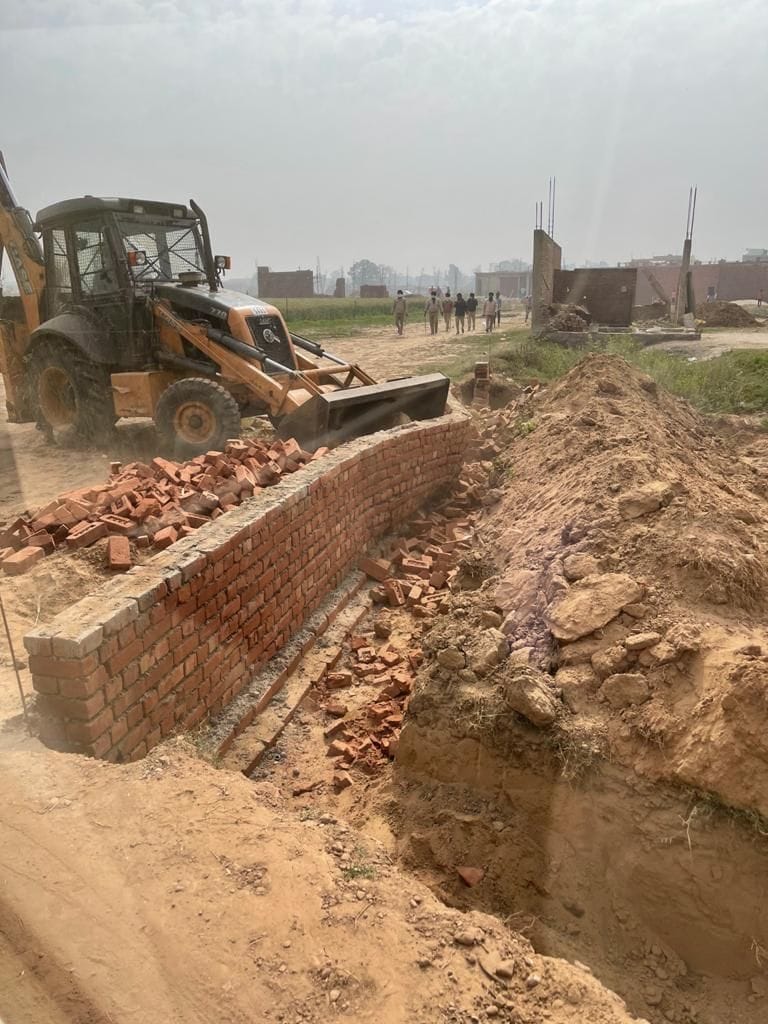 Land registrations will not be held in Bahlolpur and Jhampur