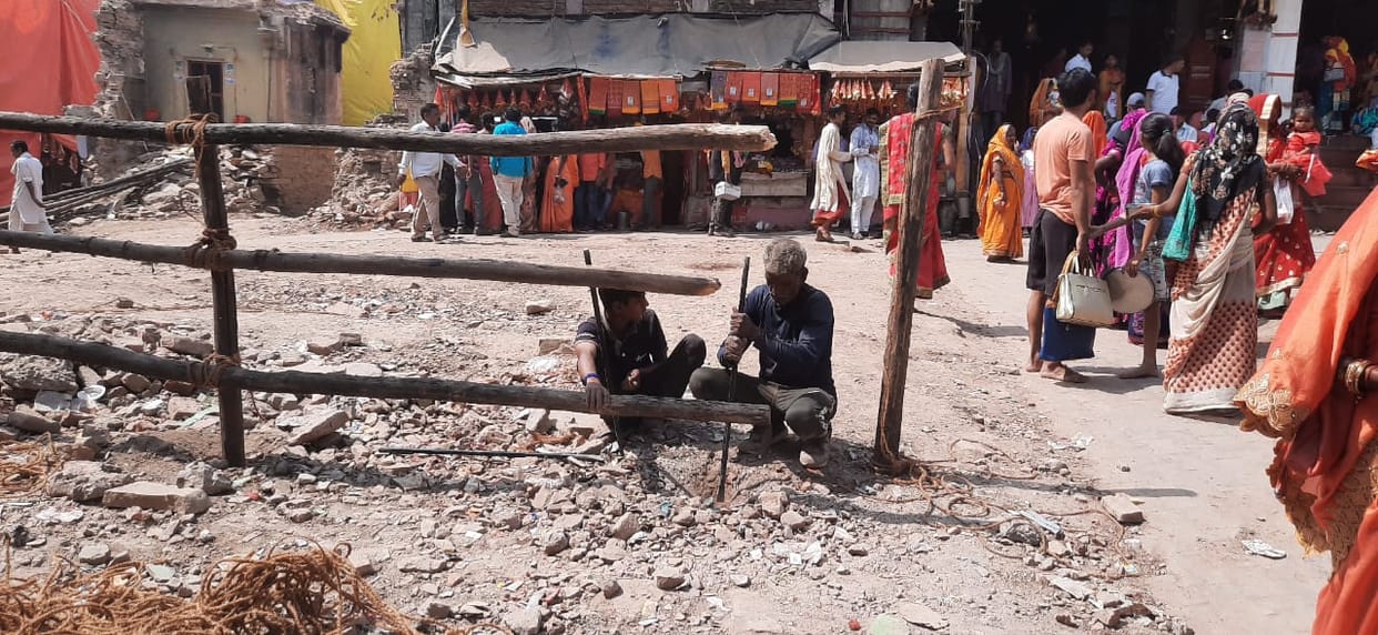 Barricading on Maa Vindhyavasini temple