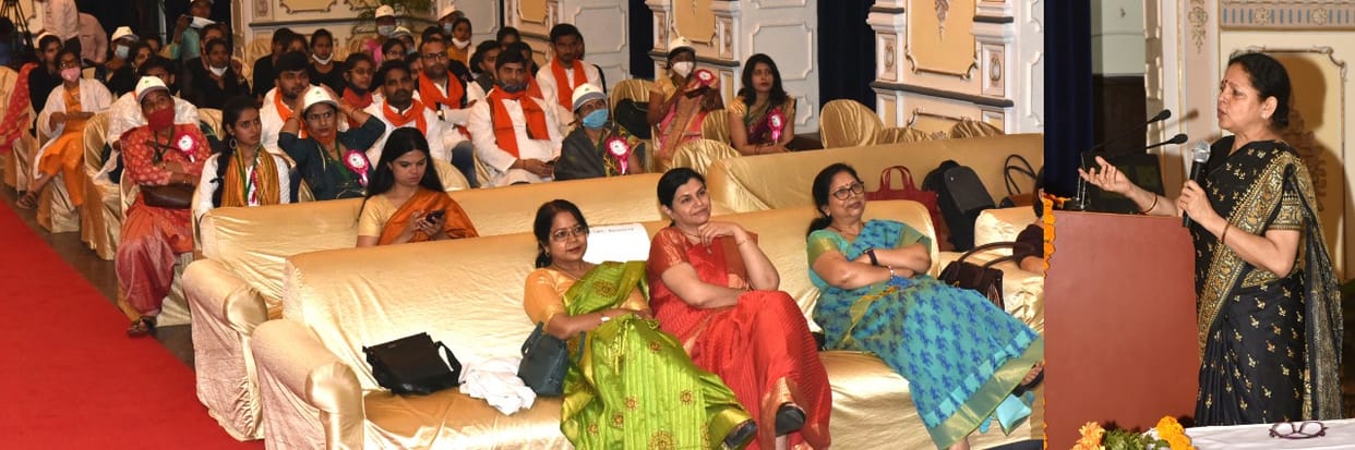 mahila samridhi sammelan